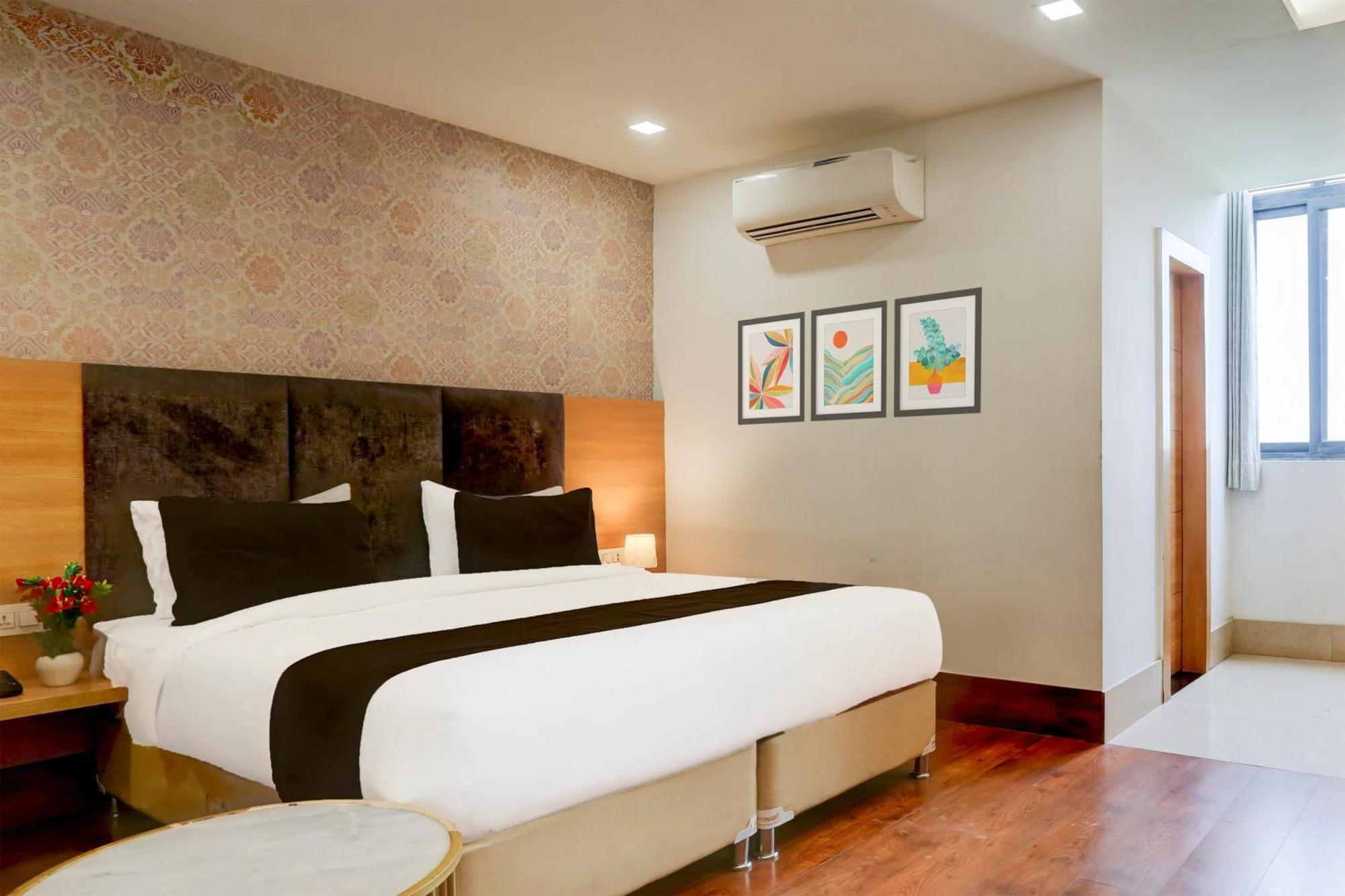 Palette Calista Premium Resort Samalkha エクステリア 写真