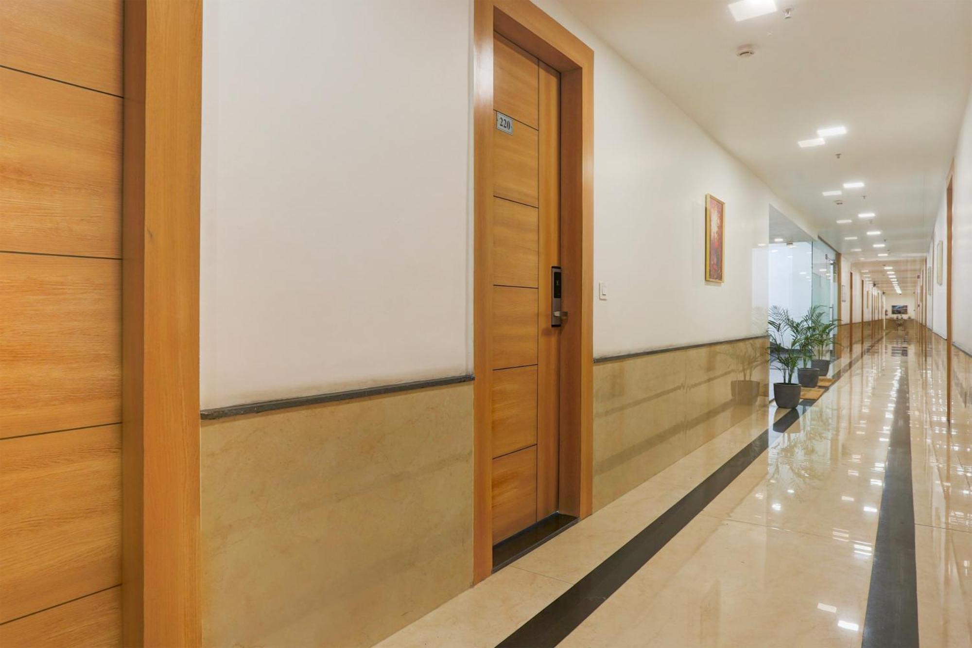 Palette Calista Premium Resort Samalkha エクステリア 写真
