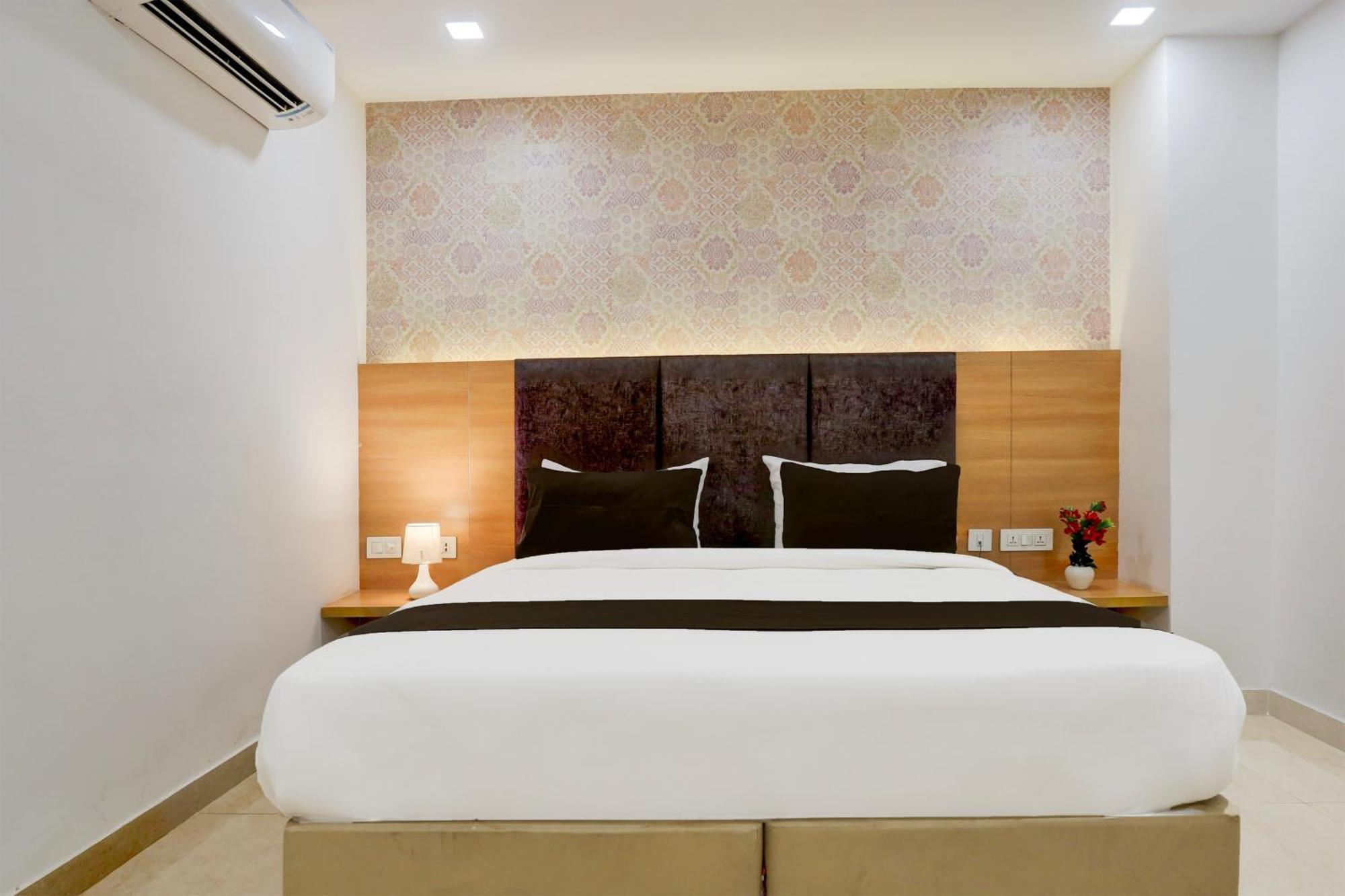 Palette Calista Premium Resort Samalkha エクステリア 写真